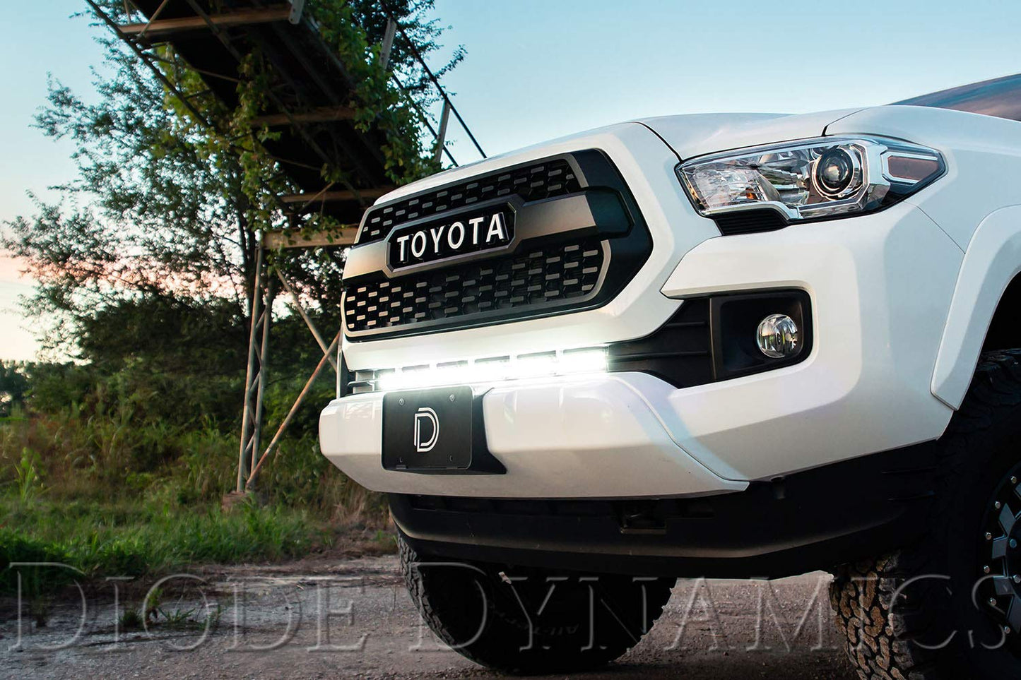 Diode Dynamics Stealth White Combo 30" LED Light Bar Kit compatible with Toyota Tacoma 2016-2023